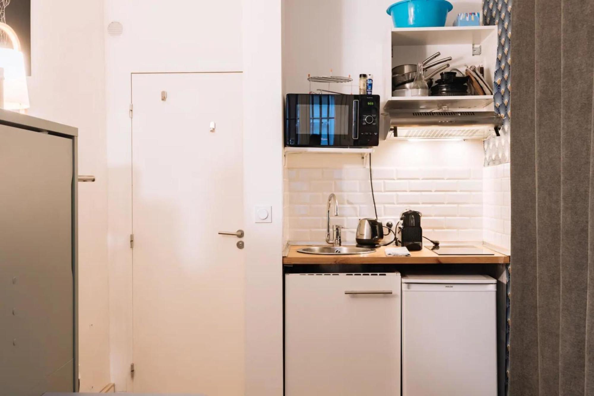 Functional Studio In Parigi Esterno foto