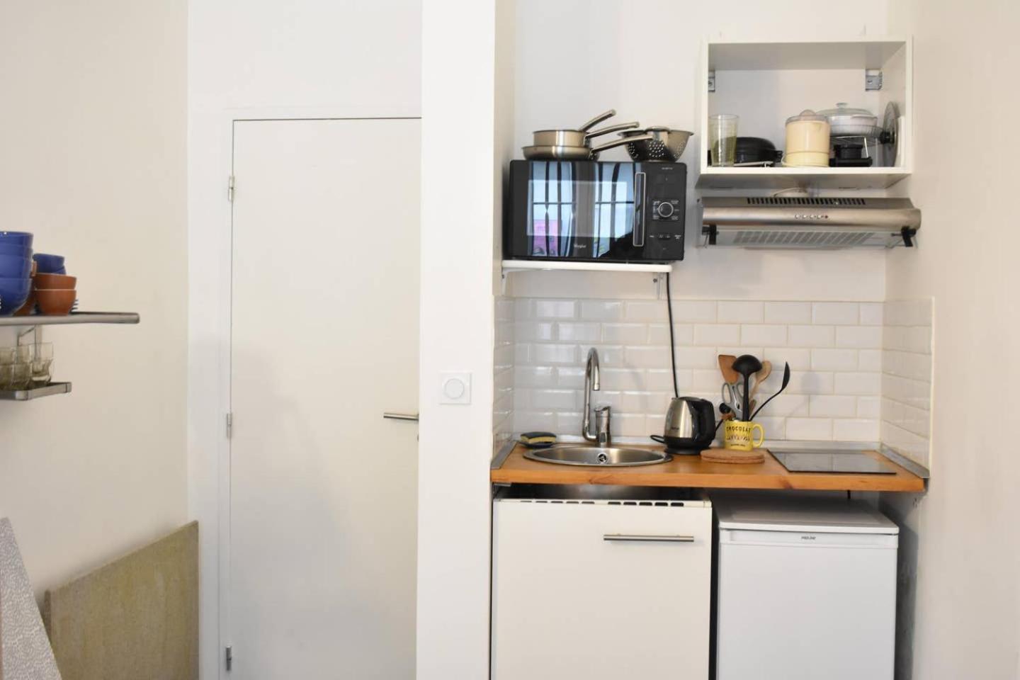 Functional Studio In Parigi Esterno foto