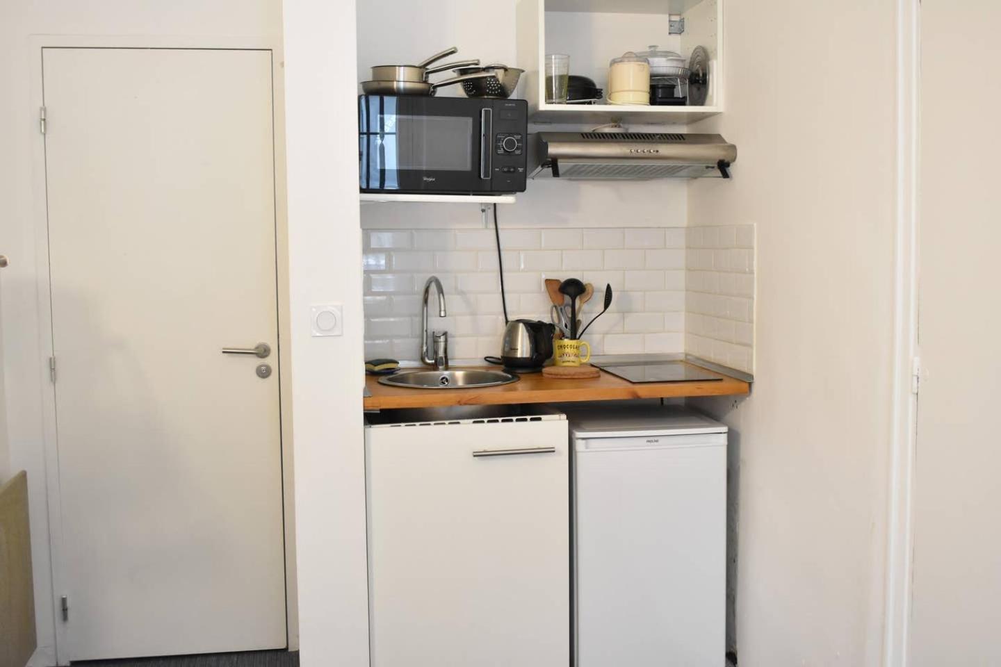 Functional Studio In Parigi Esterno foto